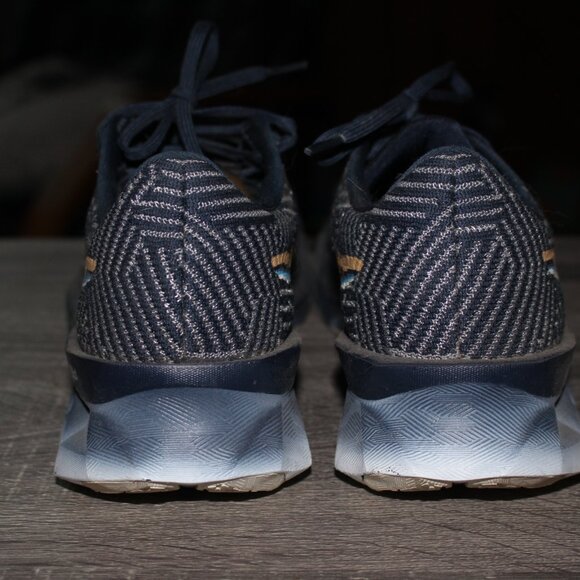 ASICS NOVABLAST 3 Athletic Shoes Sneakers Size 8.5 Cross Training Running Walkin - Picture 5 of 9